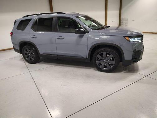 Sonic Gray Pearl 2026 Honda Pilot Sport