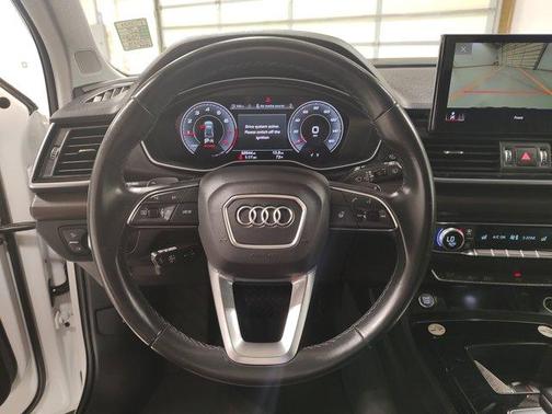 Arkona White 2024 Audi Q5 45 S line quattro Premium