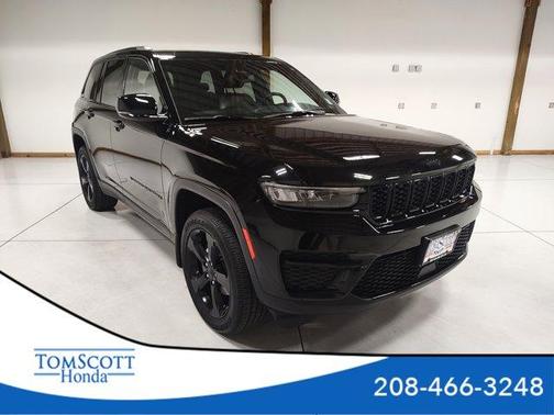 2023 Jeep Grand Cherokee Altitude