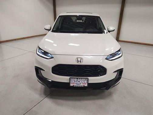 Platinum White Pearl 2027 Honda HR-V EX-L