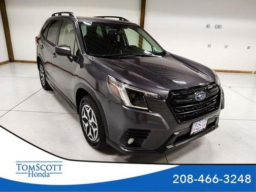 2023 Subaru Forester Premium