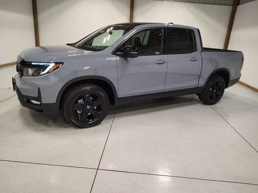 2026 Honda Ridgeline Black Edition Two-Tone
