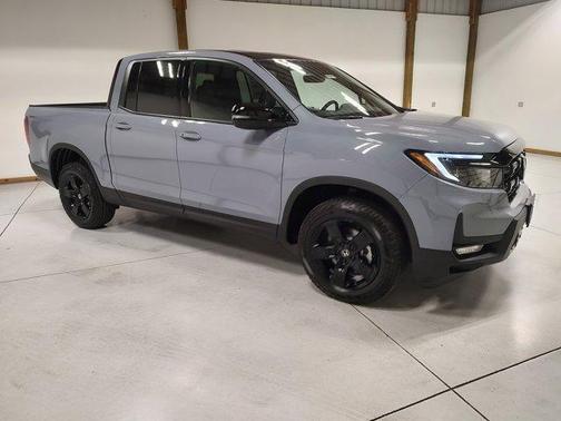 2026 Honda Ridgeline Black Edition Two-Tone