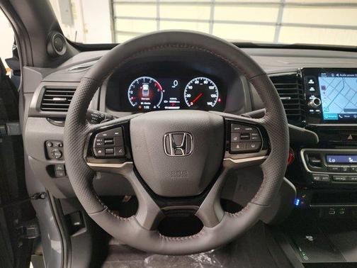 2026 Honda Ridgeline Black Edition Two-Tone