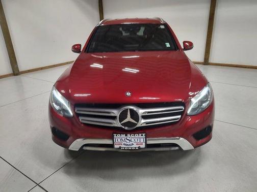 2017 Mercedes-Benz GLC 300 Base 4MATIC