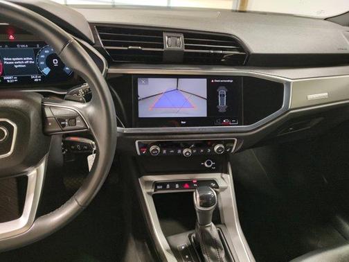 2025 Audi Q3 45 S line Premium