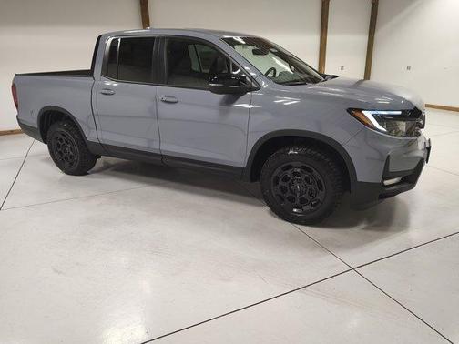 2025 Honda Ridgeline TrailSport+