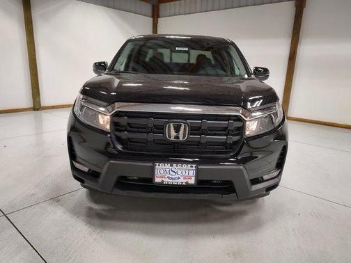 Crystal Black Pearl 2026 Honda Ridgeline RTL