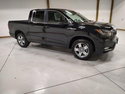Crystal Black Pearl 2026 Honda Ridgeline RTL