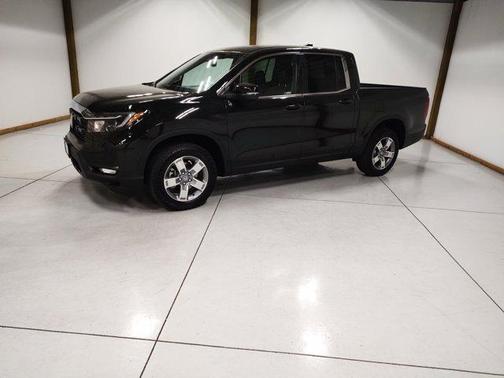 Crystal Black Pearl 2026 Honda Ridgeline RTL