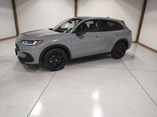 Sonic Gray Pearl 2024 Honda HR-V Sport