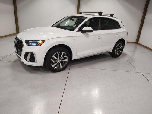 2024 Audi Q5 45 S line quattro Premium