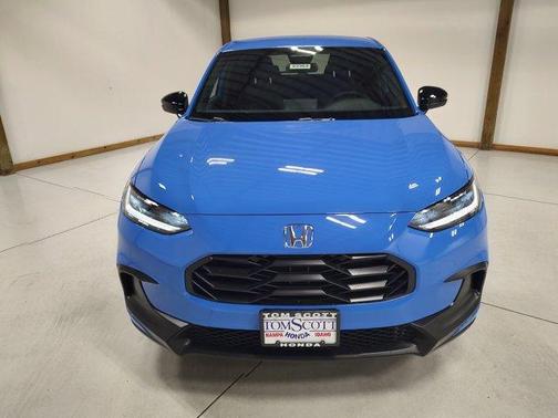 Boost Blue Pearl 2027 Honda HR-V Sport