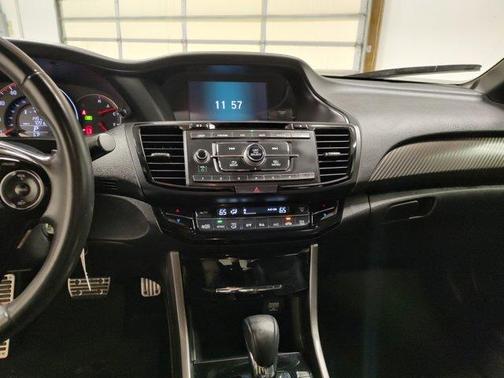 2017 Honda Accord Sport SE