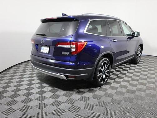2020 Honda Pilot Touring 8-Passenger