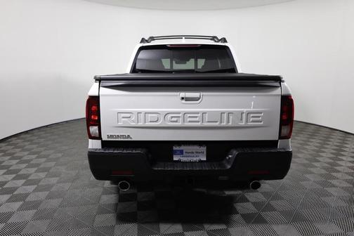 Platinum White Pearl 2026 Honda Ridgeline RTL
