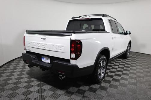 Platinum White Pearl 2026 Honda Ridgeline RTL