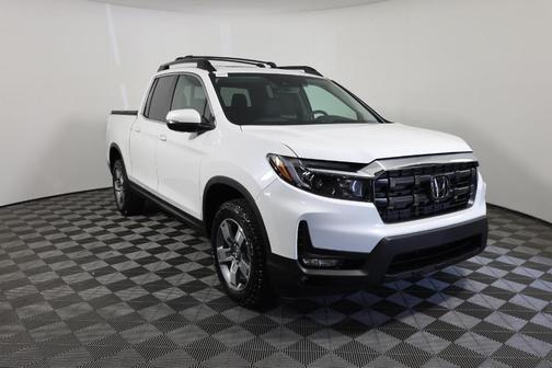 Platinum White Pearl 2026 Honda Ridgeline RTL