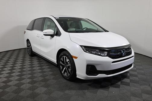 Platinum White Pearl 2026 Honda Odyssey EX-L