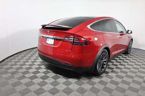 Red Multi 2018 Tesla Model X 75D