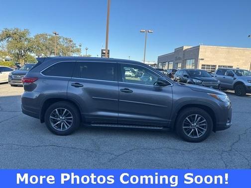 2018 Toyota Highlander SE