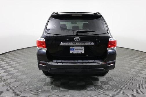 2012 Toyota Highlander SE