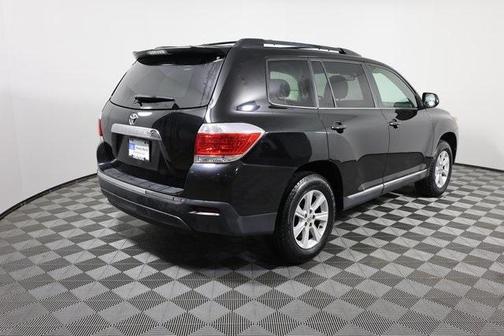 2012 Toyota Highlander SE