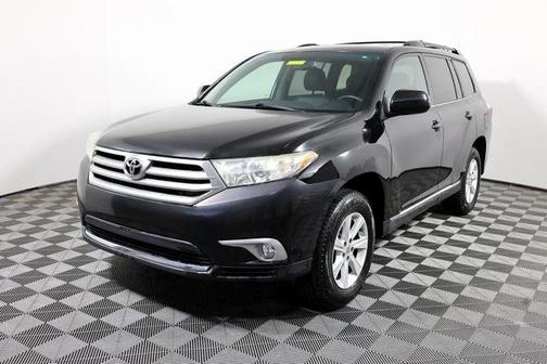 2012 Toyota Highlander SE