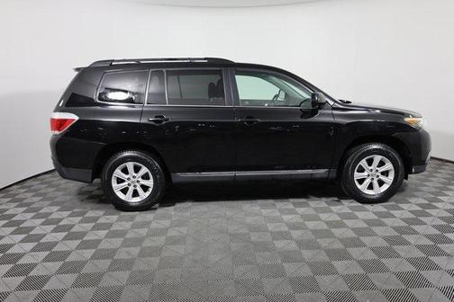 2012 Toyota Highlander SE