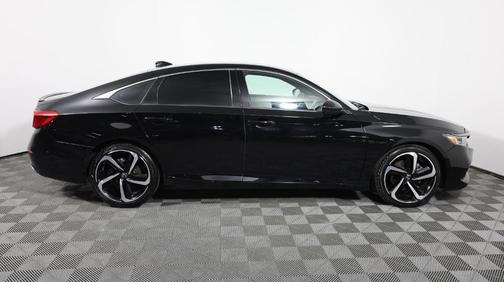 Crystal Black Pearl 2022 Honda Accord Sport 1.5T