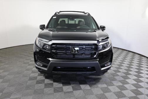 Crystal Black Pearl 2026 Honda Ridgeline RTL
