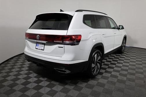 2024 Volkswagen Atlas 2.0T SE