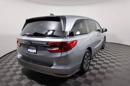 Lunar Silver Metallic 2024 Honda Odyssey EX-L