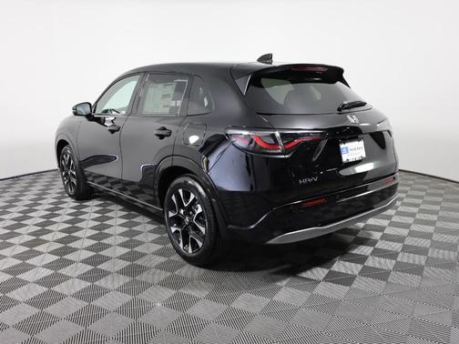 Crystal Black Pearl 2026 Honda HR-V EX-L