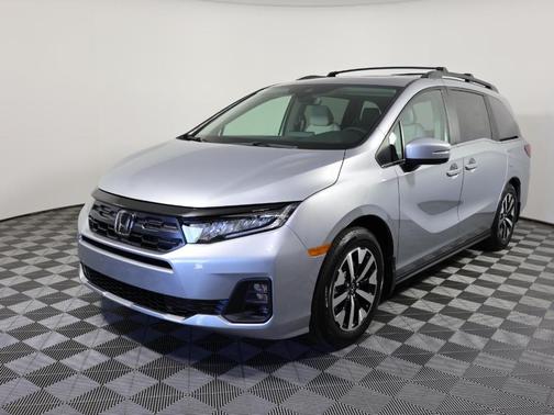 Solar Silver Metallic 2026 Honda Odyssey EX-L