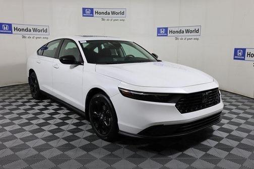 Platinum White Pearl 2025 Honda Accord SE