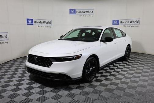 Platinum White Pearl 2025 Honda Accord SE