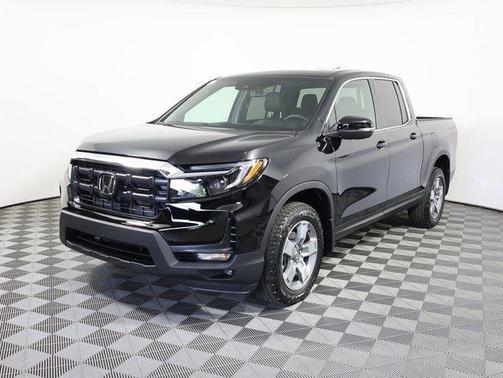 Crystal Black Pearl 2026 Honda Ridgeline RTL