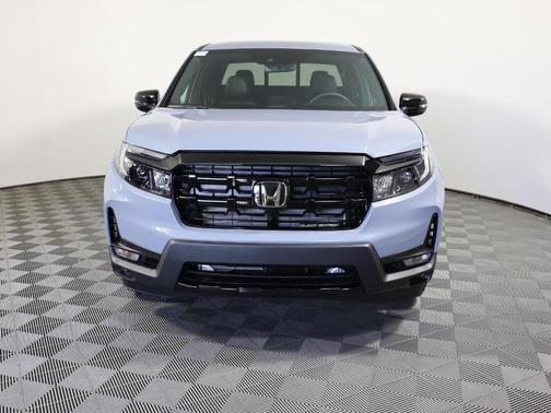 Sonic Gray Pearl 2026 Honda Ridgeline Black Edition
