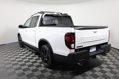 Platinum White Pearl 2026 Honda Ridgeline Black Edition