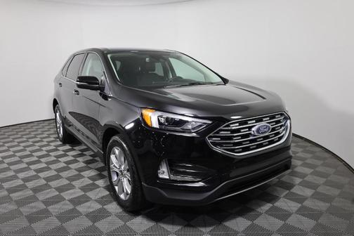 Agate Black Metallic 2024 Ford Edge Titanium