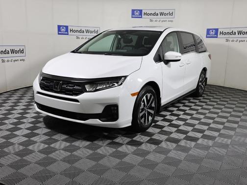 Platinum White Pearl 2026 Honda Odyssey EX-L