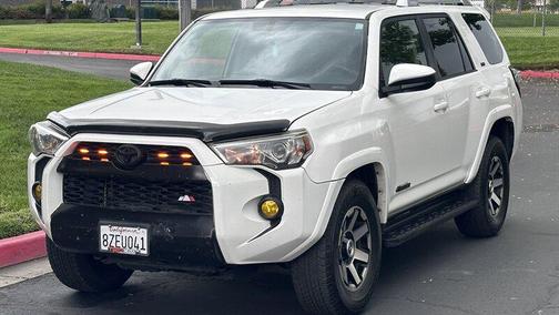 Super White 2015 Toyota 4Runner SR5