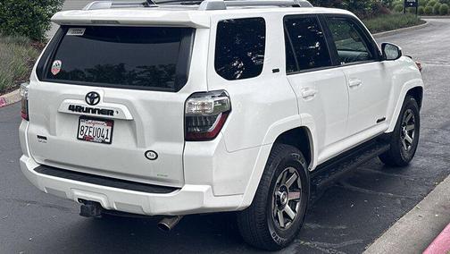 Super White 2015 Toyota 4Runner SR5