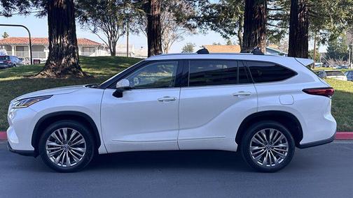 2020 Toyota Highlander Platinum
