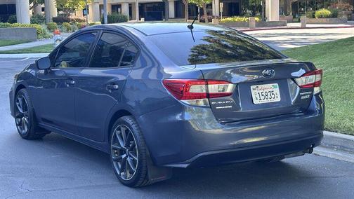 Carbide Gray Metallic 2017 Subaru Impreza 2.0i