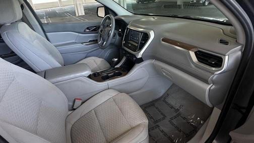 2018 GMC Acadia SLE-1