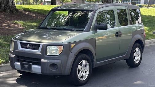 Galapagos Green Metallic 2004 Honda Element EX