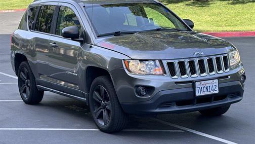 Mineral Gray Metallic Clearcoat 2013 Jeep Compass Sport
