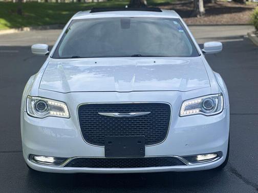 Bright White Clearcoat 2016 Chrysler 300 S